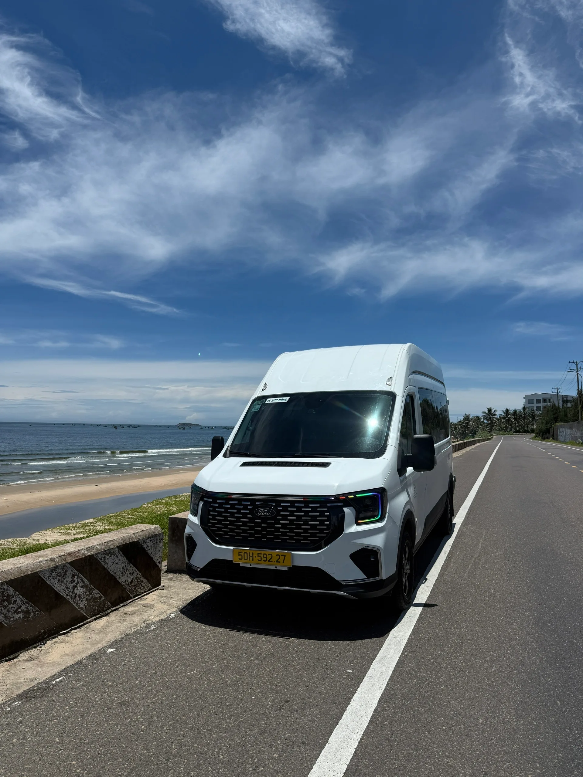 Hình ảnh đội xe minh tiến travel