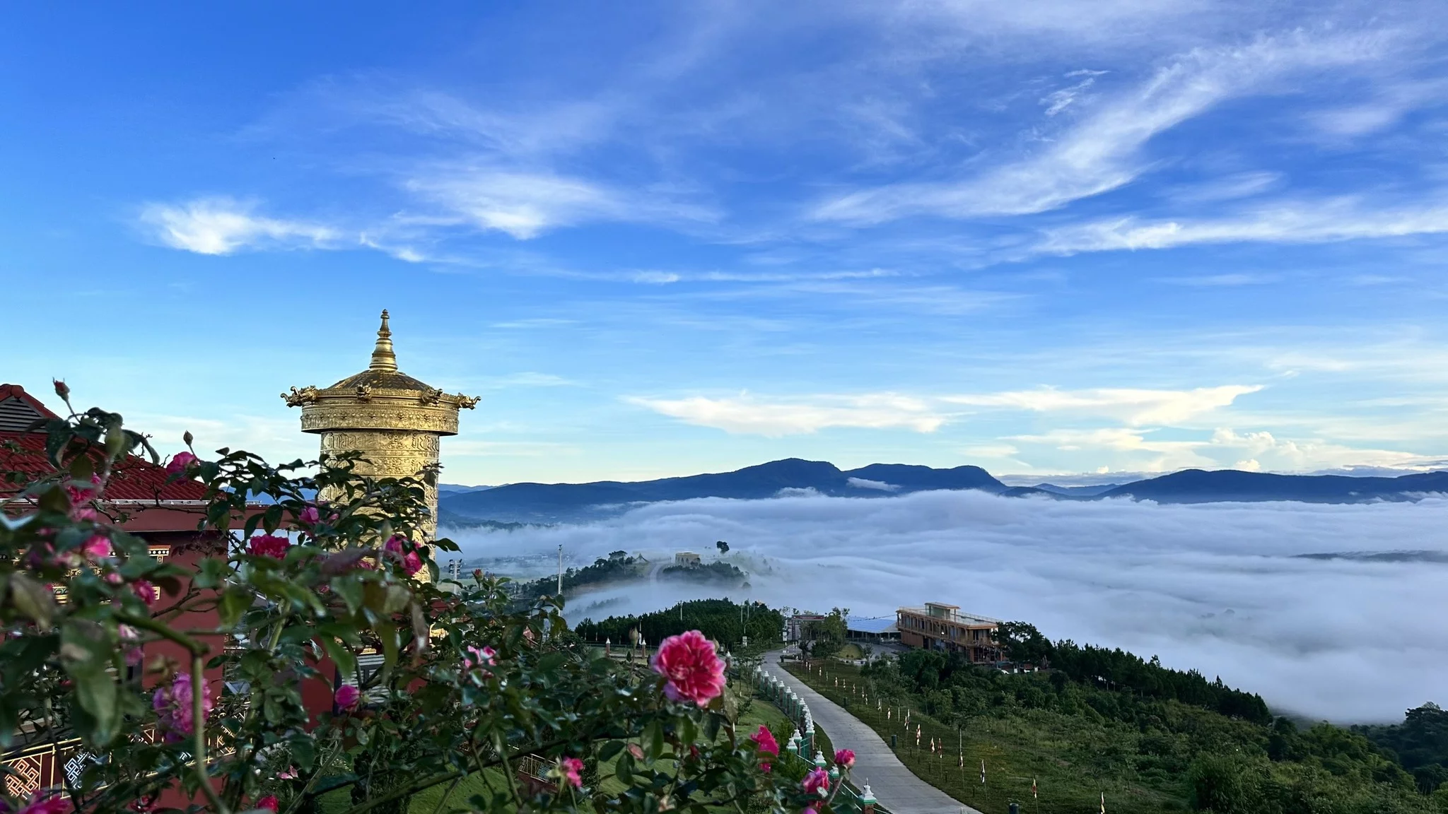 Địa điểm du lịch